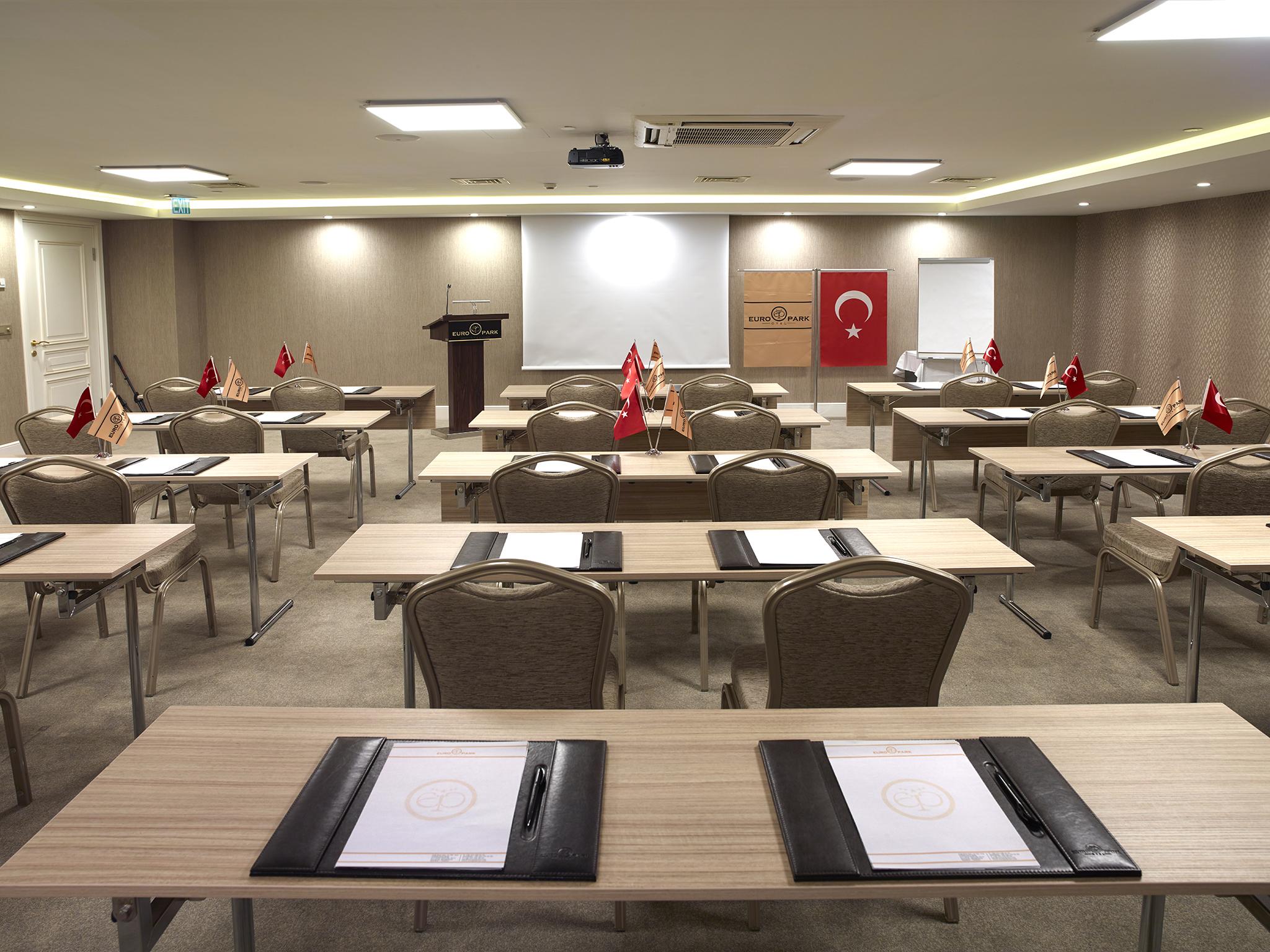 Euro Park Otel Istambul Exterior foto